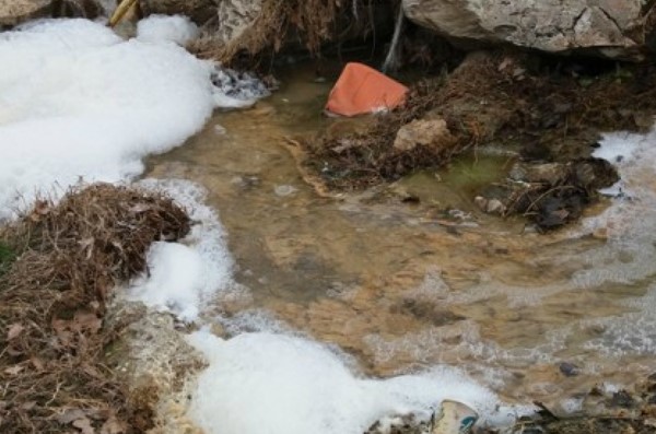 Ποινές σε ιδιοκτήτες δύο τυροκομείων για ρύπανση